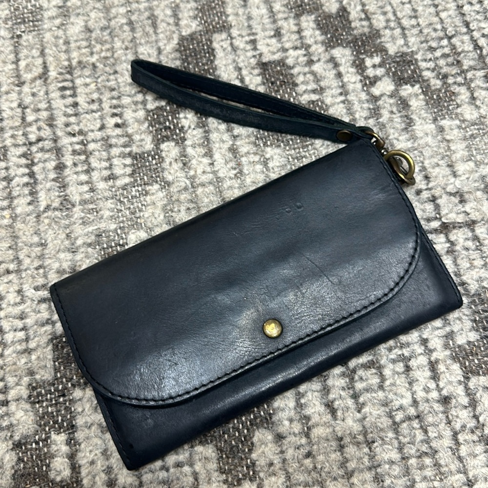 ABLE wallet wristlet